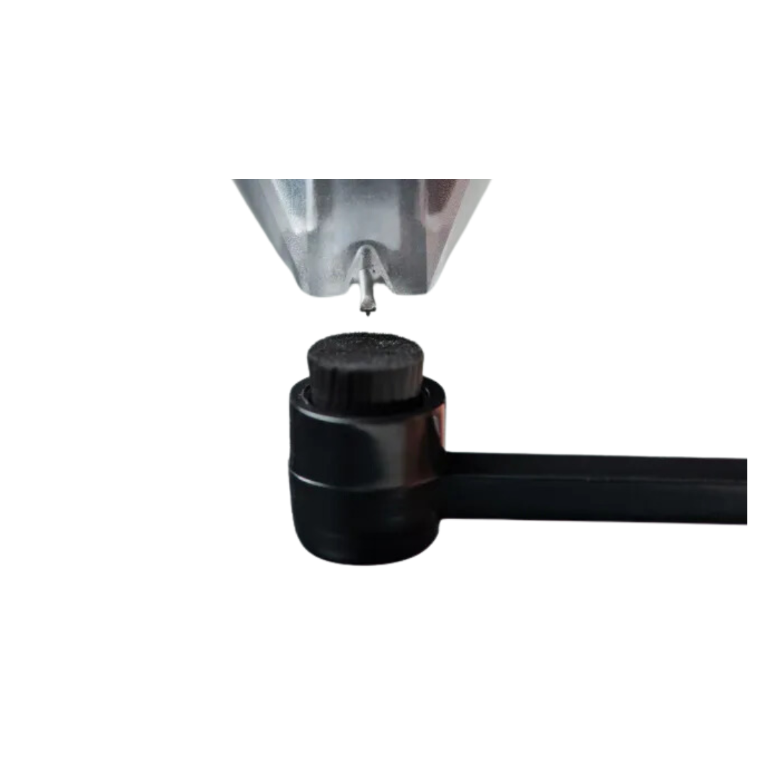 Clean It - Carbon fiber stylus cleaning brush image 3